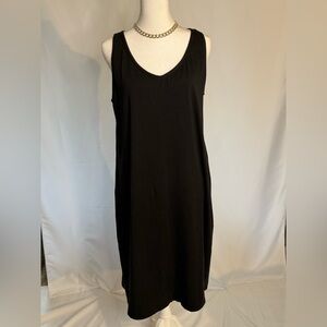 Felina Classic Black Midi Dress